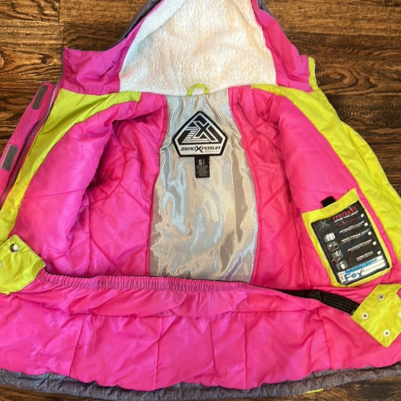 Ski jacket - Picture 4 of 5